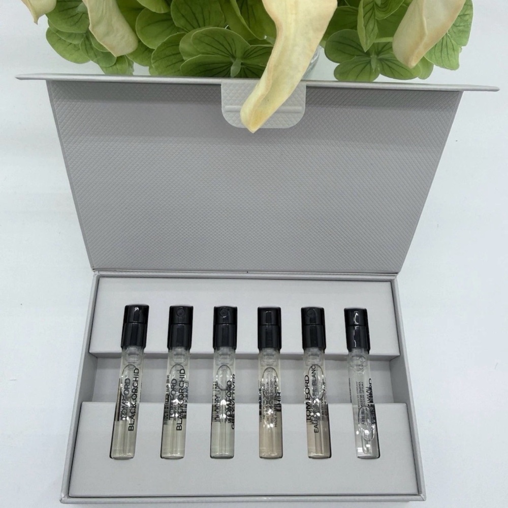Tom Ford Fragrance Sample Signature Mini Discovery Set 0.05 Oz. / 1.5mL Each